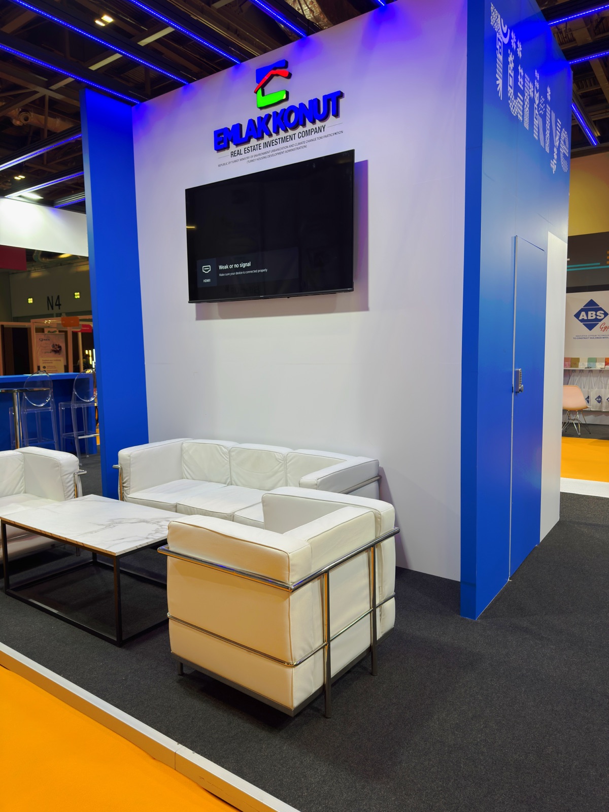 EKA Elevator DUM FLEX stand at UK Construction Week London, view 1