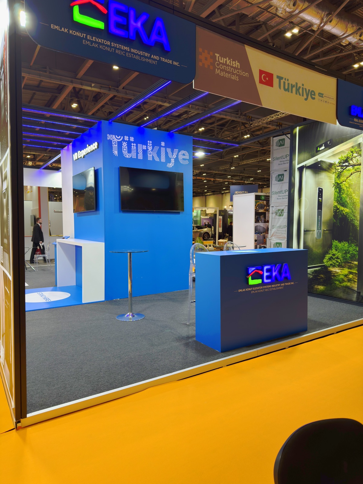 EKA Elevator DUM FLEX stand at UK Construction Week London, view 7