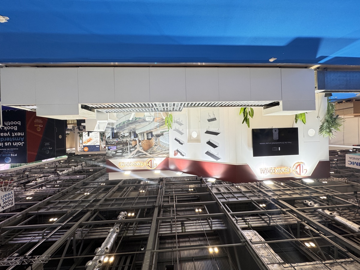 Teknik Döküm Bespoke stand at Passenger Terminal Expo, view 8